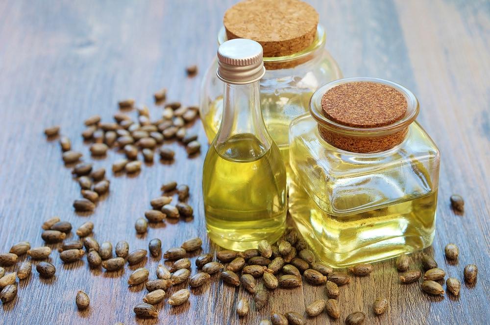 خواص روغن کرچک برای زیبایی و سلامتی 